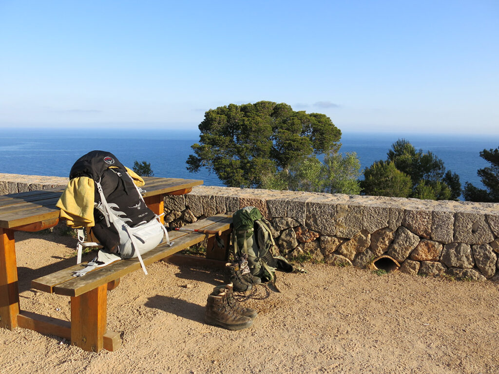 Hiking in Mallorca's Tramuntana mountains. Photo: afoot
