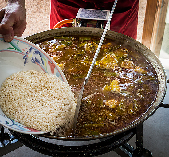 workshop: Kunsten at tilberede og spise en autentisk paella - Mi Paella en el Huerto