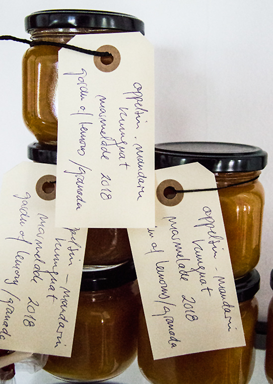 Lujoso idilio campestre en los limonares andaluces - llévate a casa mermelada casera del Jardín de los Limones de Andalucía