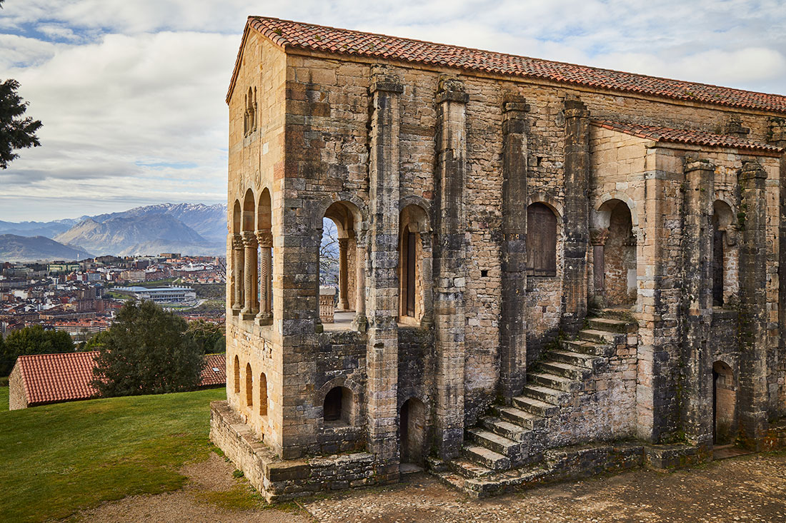 Templet Santa María del Naranco i Oviedo