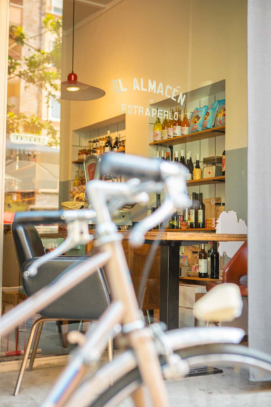 El Almacén Valencia.