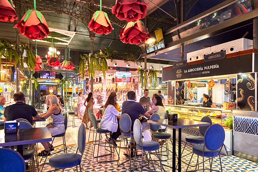 The Victoria gastronomic market in Córdoba has plenty of delicious local and international food stalls.