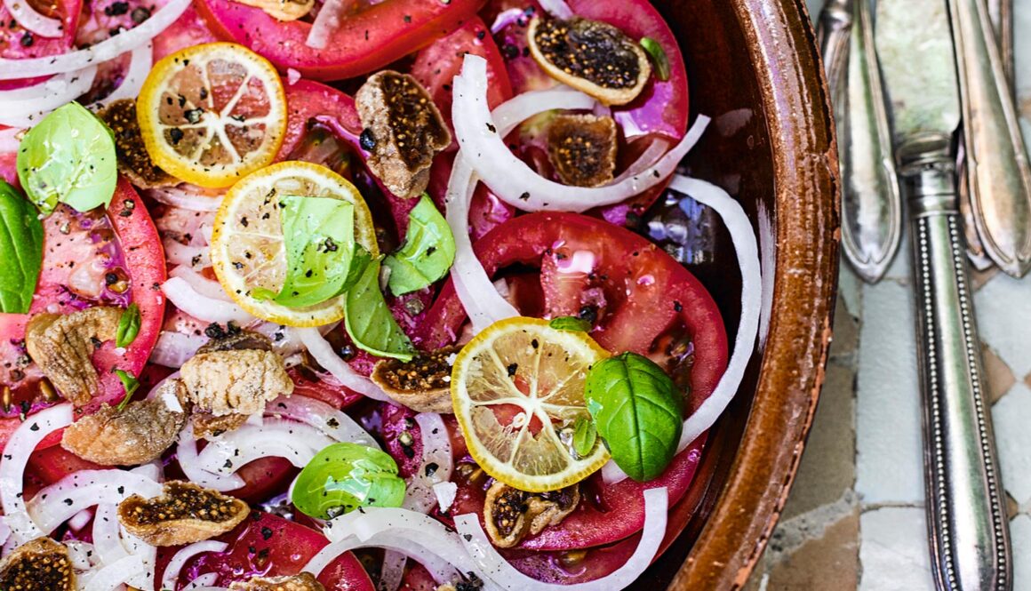 Tomat-figensalat med citron - opskrift af Tina Scheftelowitz fra bogen Den andalusiske drøm